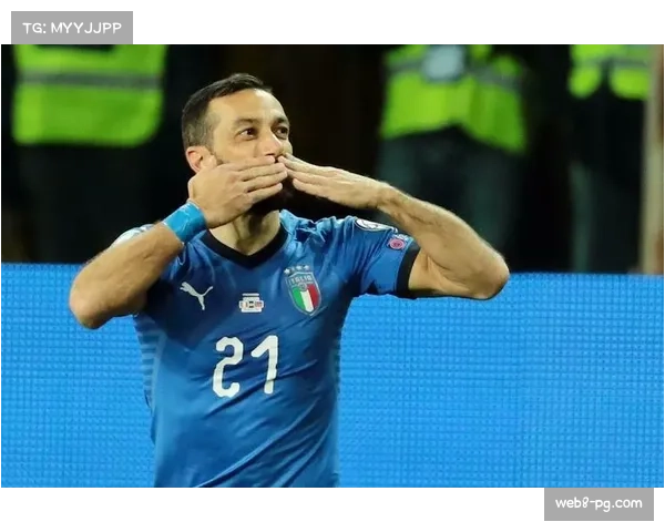 39岁老将夸利亚雷拉宣布本赛季后退役，获主场球迷起立致敬